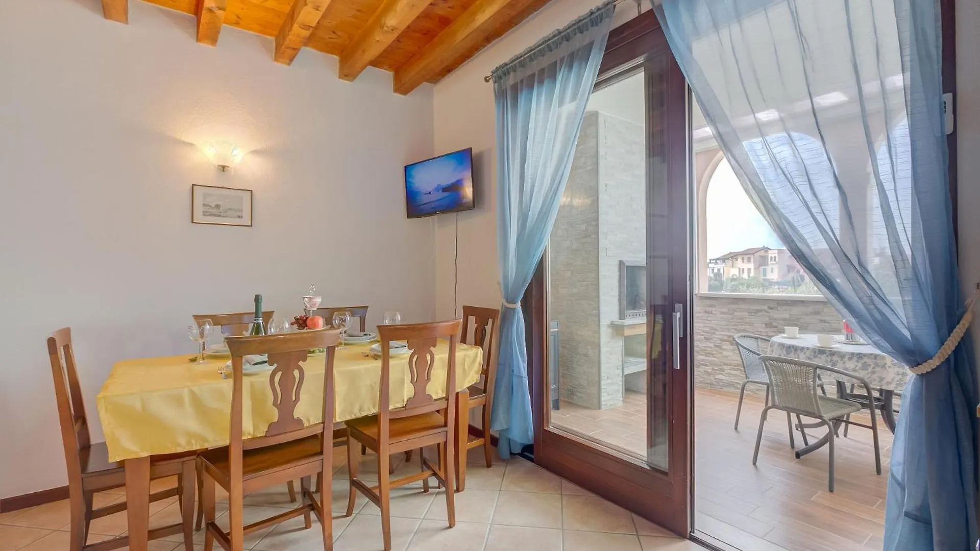 Azzurro Apartment - Happy Rentals Peschiera del Garda