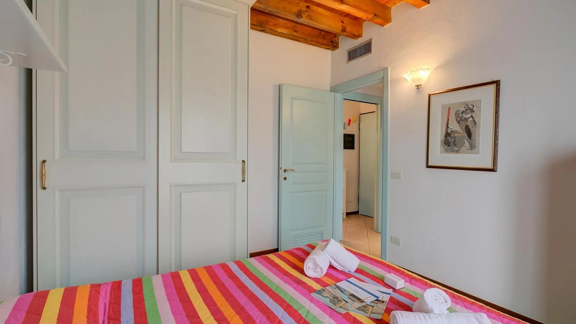 Azzurro Apartment - Happy Rentals Peschiera del Garda