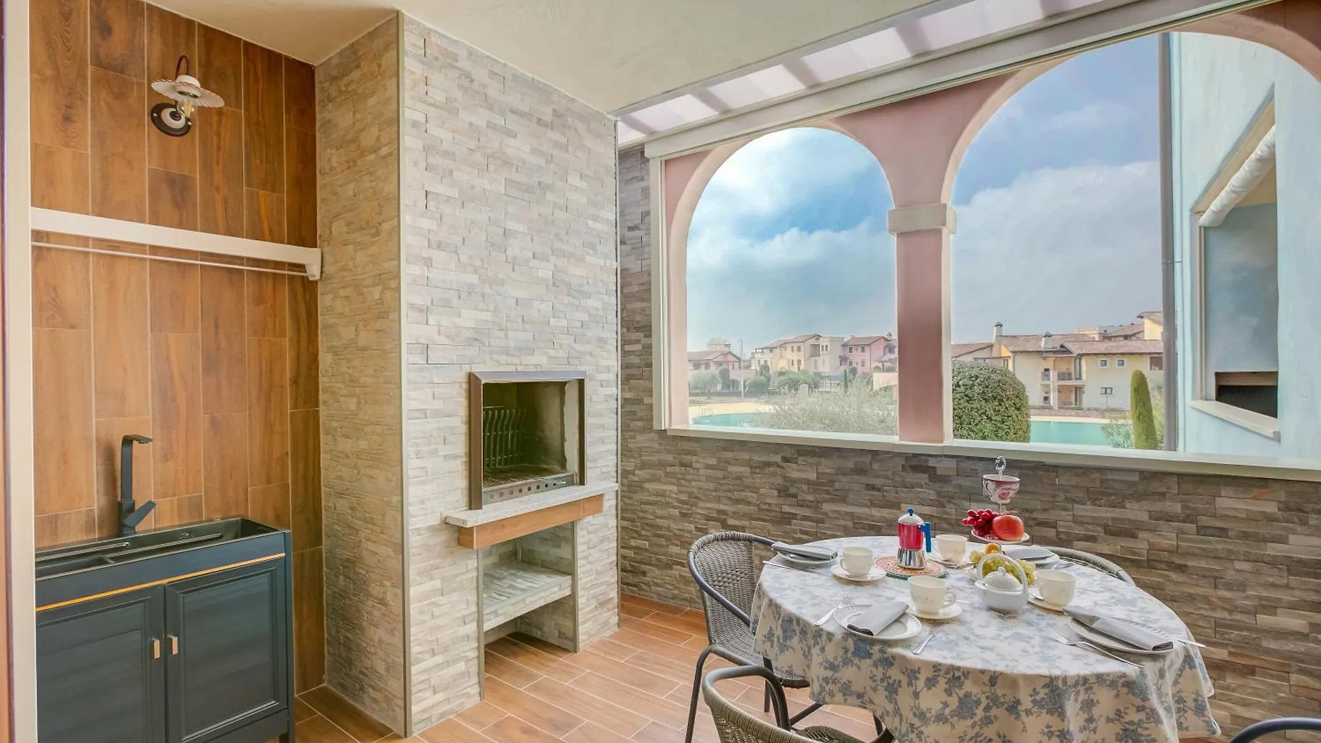 Azzurro Apartment - Happy Rentals Peschiera del Garda 0*,  Italien