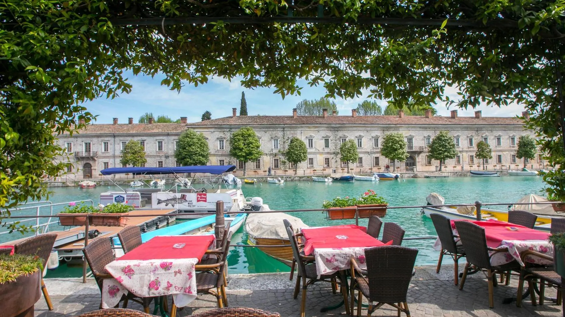 Azzurro Apartment - Happy Rentals Peschiera del Garda